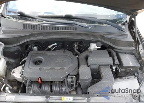 2017 Hyundai Santa Fe Sport 2.4L z USA, uszkodzony, nr VIN 5NMZU3LB8HH019112